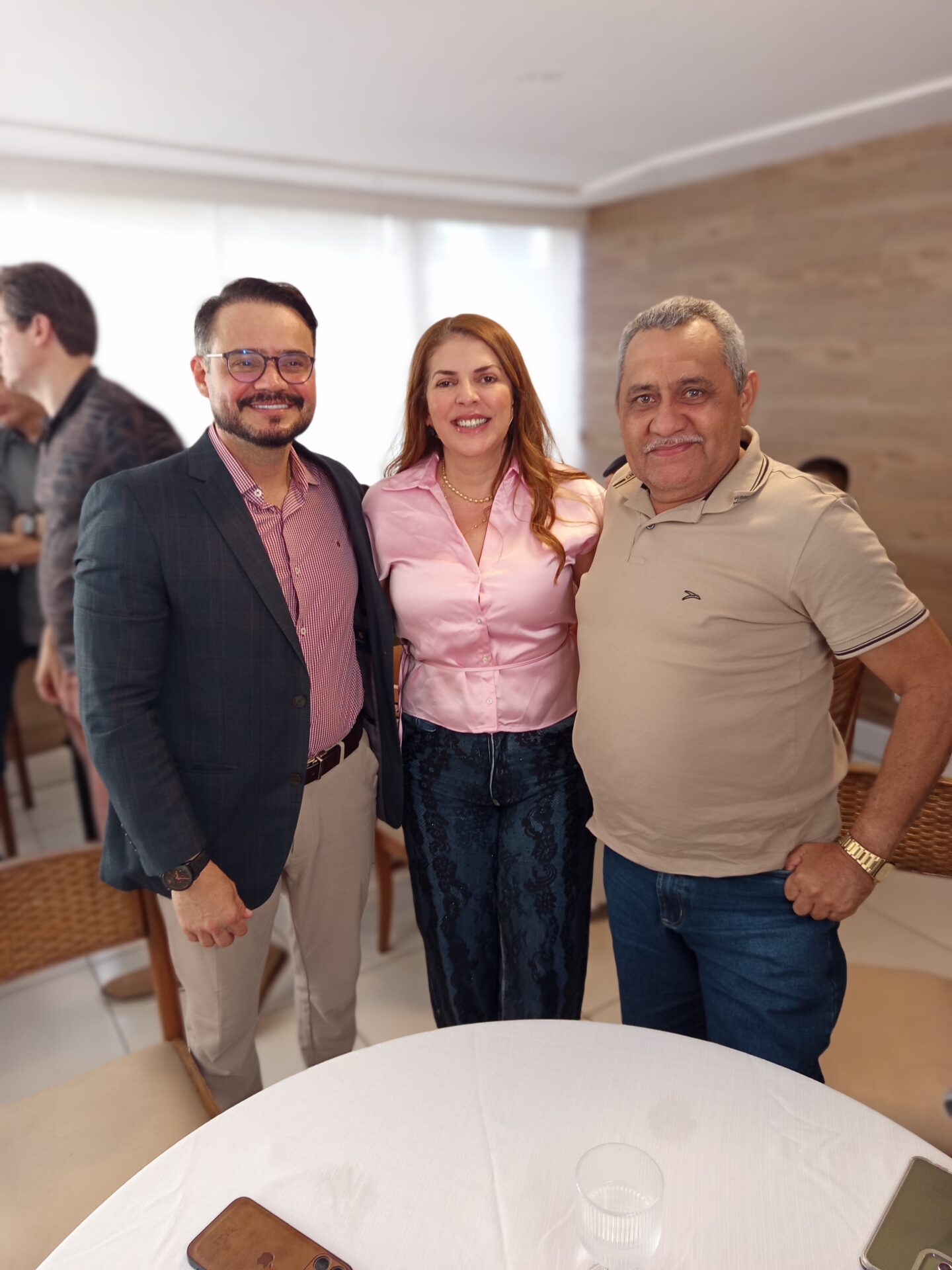 Fl&aacute;vio Sami e Gilberto Honorato participam de encontro pol&iacute;tico de Nina  Souza em Natal